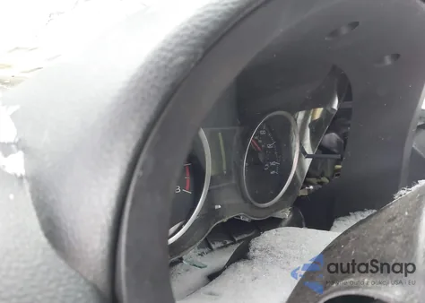 2014 Subaru Forester 2.5I Premium z USA, uszkodzony, nr VIN JF2SJAEC0EH546211